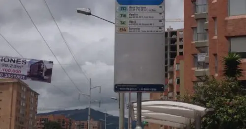 PARADERO SITP PARQUES DE CAPRI  208A01